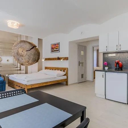 Malen Lejlighed Dvůr Králové nad Labem